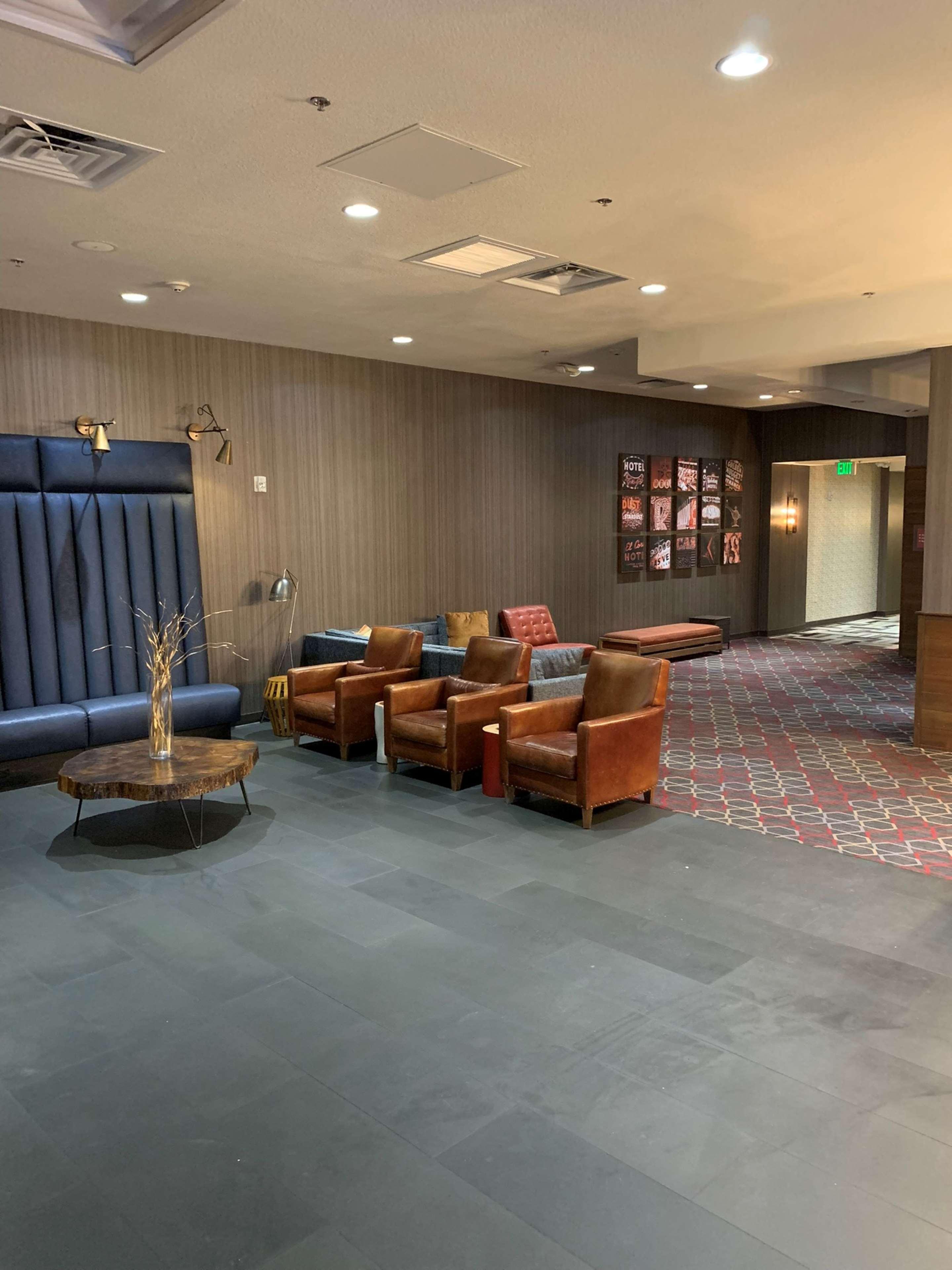 Doubletree By Hilton East Flamingo Hotel